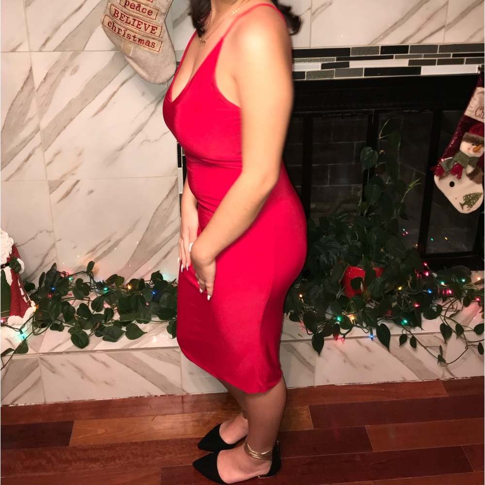 Red midi skinny strap dress